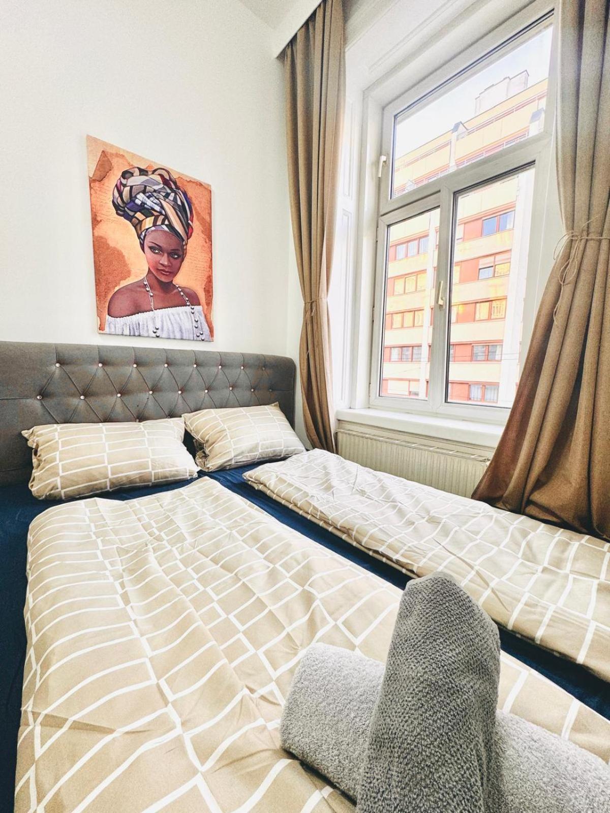Cozy 9Br Shared Apartment, Only 12Min Walk To Augarten Viena Exterior foto