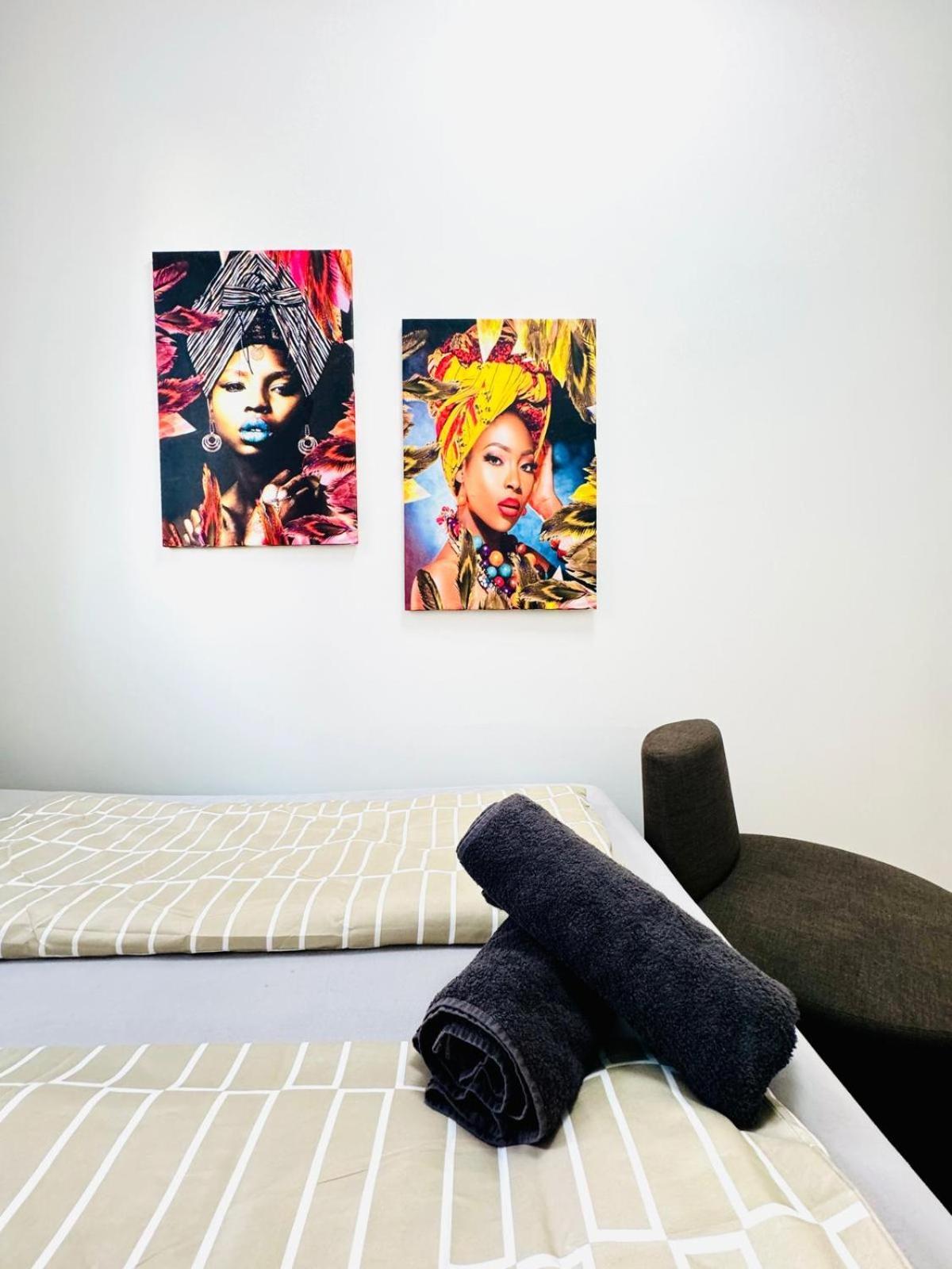 Cozy 9Br Shared Apartment, Only 12Min Walk To Augarten Viena Exterior foto