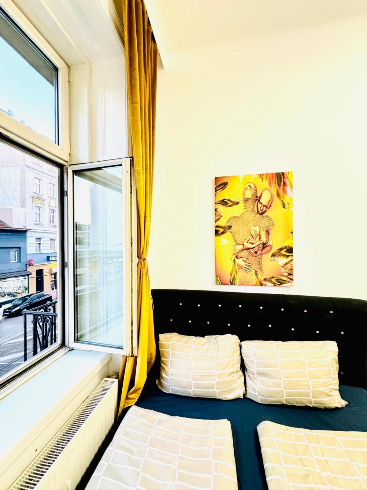 Cozy 9Br Shared Apartment, Only 12Min Walk To Augarten Viena Exterior foto